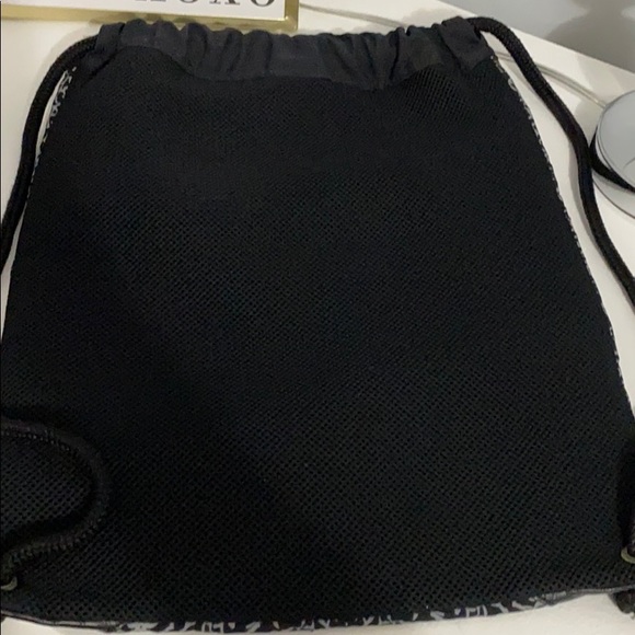 Back pack - Picture 2 of 4